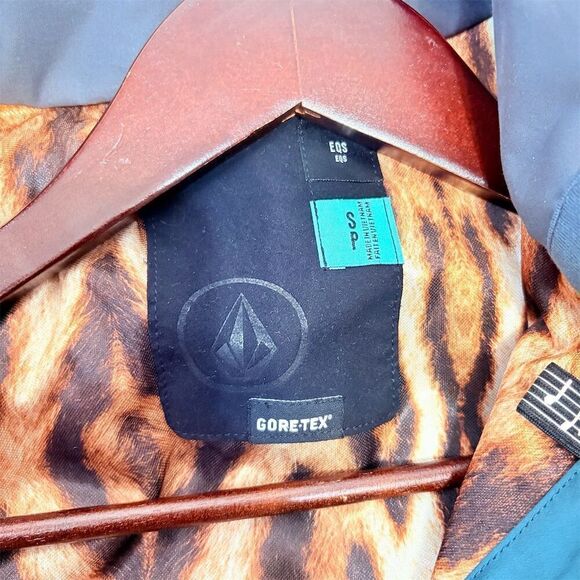 Volcom Womens Green Gore-Tex Jacket Size Small - Picture 12 of 16